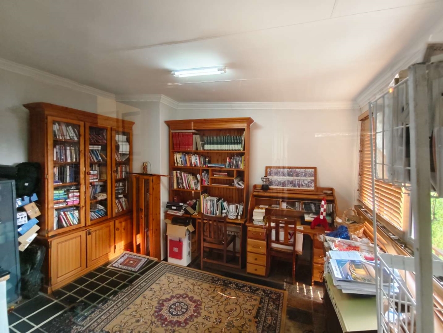 6 Bedroom Property for Sale in Quaggafontein Free State